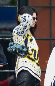 kendall-jenner-casual-style-nyc-05-04-2019-3.jpg
