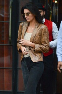 kendall-jenner-leaving-bowery-hotel-in-new-york-05-09-2019-6.jpg