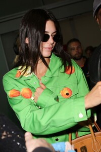 kendall-jenner-nice-airport-05-22-2019-2.jpg