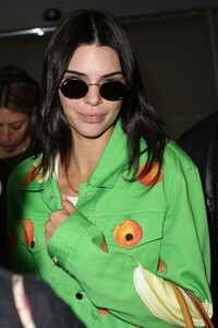 kendall-jenner-nice-airport-05-22-2019-8.jpg