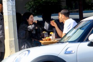 kendall-jenner-out-for-lunch-in-la-05-16-2019-5.jpg