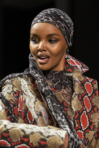 laquan-smith-clp-rf19-0307.thumb.jpg.49a9361cbf567c968eb74359a79d743d.jpg