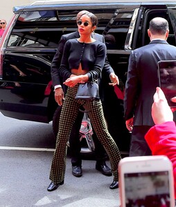 laura-harrier-arriving-at-the-mark-hotel-in-nyc-05-06-2019-0.jpg