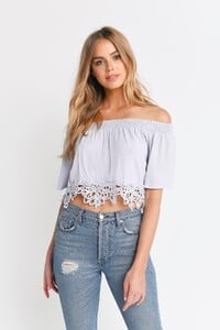 light-grey-haven-off-shoulder-crop-top@2x.thumb.jpg.f150f2f7a223136788c1192c805dd65f.jpg