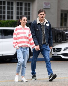 mila-kunis-and-ashton-kutcher-out-in-los-angeles-05-15-2019-0.jpg