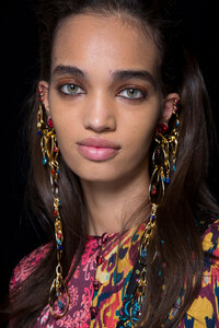 prabal-gurung-bks-g-rf19-5810.thumb.jpg.a28c8f4a0d6f334c7bb37520f9c6de0b.jpg