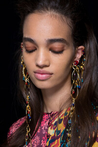 prabal-gurung-bks-g-rf19-5813.thumb.jpg.5591f79505107105e64a8c0ee5c742b9.jpg