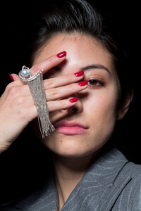 prabal-gurung-bks-g-rf19-5908.thumb.jpg.badc8ff0a39457d5aed5ab166119a6d9.jpg