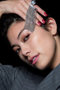 prabal-gurung-bks-g-rf19-5913.thumb.jpg.9aa4215c5349248331f5b22b93372502.jpg