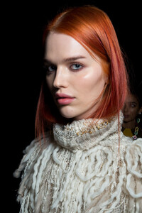 prabal-gurung-bks-g-rf19-5976.thumb.jpg.cbdad8e48f68e7eefdc3e2da55fb0e03.jpg
