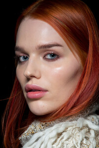 prabal-gurung-bks-g-rf19-6091.thumb.jpg.304275ff39d7f8df7bd233b3145dfc40.jpg