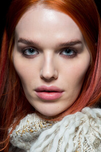 prabal-gurung-bks-g-rf19-6095.thumb.jpg.1519c897d8350a1e6147224654674d7f.jpg