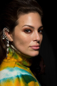 prabal-gurung-bks-g-rf19-6176.thumb.jpg.05281a995845d71afeb8e1bc55ed0c9e.jpg