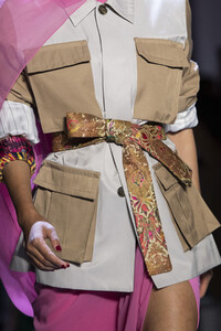 prabal-gurung-clp-rf19-0440.thumb.jpg.af98a817df28657f49844067086eabff.jpg