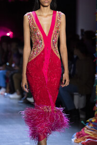 prabal-gurung-clp-rf19-0508.thumb.jpg.1621edf31e7a570031c155bac468830d.jpg