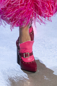 prabal-gurung-clp-rf19-0511.thumb.jpg.44fd34c0a22046f5c549e9ddc2a942ab.jpg