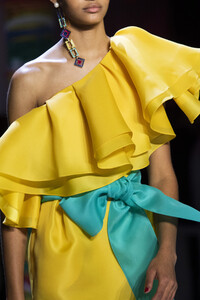 prabal-gurung-clp-rf19-0532.thumb.jpg.cb93eb5b4ffe08037323ceb72f882f85.jpg