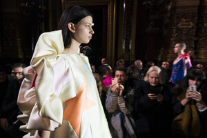 schiaparelli-hc-atm-rs19-2684.thumb.jpg.6b9f97add589d8bf0fc8db2fdc11cf67.jpg