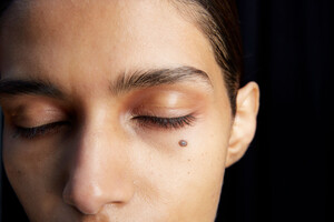 self-portrait-bks-m-rf19-9159.thumb.jpg.65e3d0bf8face2c7080dccdb7f3f4ff9.jpg