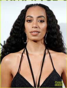 solange-knowles-performance-space-nyc-may-2019-04.jpg