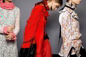 tory-burch-bks-g-rf19-5388.thumb.jpg.0c7de84b6655bf0d087f58472ee6ee40.jpg