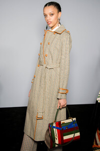 tory-burch-bks-v-rf19-3216.thumb.jpg.3976bd6d3cffc6af6d29217f7e11e357.jpg