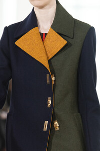 tory-burch-clp-rf19-2721.thumb.jpg.b70d5bc73ff99cd9318f803fe796434c.jpg