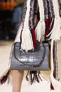 tory-burch-clp-rf19-2889.thumb.jpg.f6a2d22087c1be9efa5e2378fbfc7074.jpg