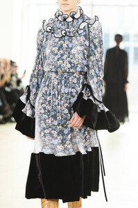 tory-burch-clp-rf19-2894.thumb.jpg.4591be79322c8785ae10bbaff405e8bc.jpg