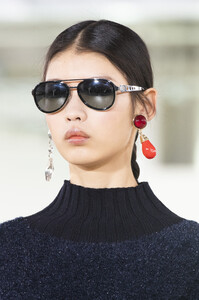 tory-burch-clp-rf19-3038.thumb.jpg.91c4c6a8d0f2b9623170b66ad08e550b.jpg