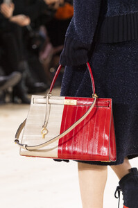 tory-burch-clp-rf19-3046.thumb.jpg.f6f2bcfabb8314ebbbeddfe013ab9ab1.jpg