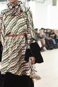 tory-burch-clp-rf19-3249.thumb.jpg.95d3155a7c52c4f16971020f8afb00d2.jpg