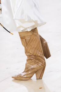 tory-burch-clp-rf19-3330.thumb.jpg.1516f6213b9f6cbef71b979613052551.jpg