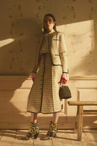 tory-burch-resort-2020-the-impression-017.thumb.jpg.9744813a08053e2c20d86f11ce902b01.jpg