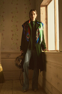 tory-burch-resort-2020-the-impression-022.thumb.jpg.a2f83adda408edfd968715de11a889a6.jpg