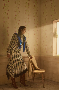 tory-burch-resort-2020-the-impression-023.thumb.jpg.444b79fb76c6e1d860d2395188fc66c5.jpg