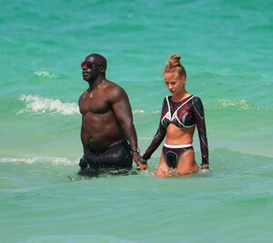 valeria-sokolova-in-bikini-on-a-beach-in-miami-05-05-2019-6.jpg