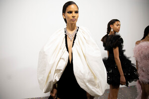 valli-hc-bks-m-rs19-1276.thumb.jpg.1e6bff1574c5864c216255a705cd6e25.jpg