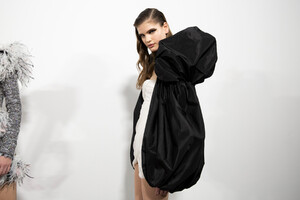 valli-hc-bks-m-rs19-1350.thumb.jpg.891c1ae360ab45e65f00862bef273f64.jpg