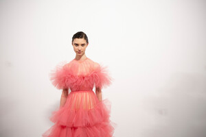 valli-hc-bks-m-rs19-1701.thumb.jpg.e19cd709ec98aa1f7fd2b69c8beabc11.jpg
