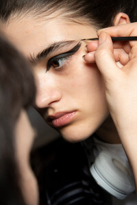 valli-hc-bks-v-rs19-7914.thumb.jpg.b57f9c431ee67d101787d12a9c0ff4c3.jpg