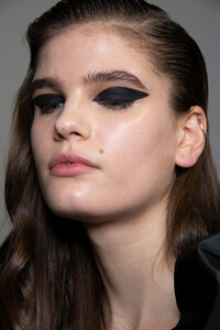 valli-hc-bks-v-rs19-7963.thumb.jpg.9fdda1a356350f13c6d38c8b0c564745.jpg