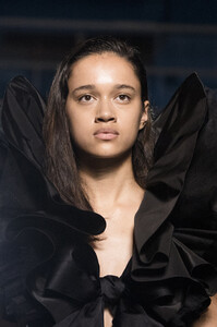 valli-hc-clp-rs19-7504.thumb.jpg.0c8a2b25f87c20076e488bd61e9743f9.jpg