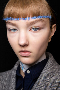 van-herpen-hc-bks-m-rs19-0277.thumb.jpg.d13439045f95f448943a74013b2de7a9.jpg