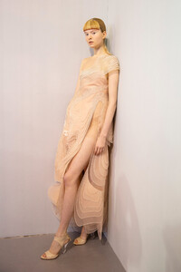 van-herpen-hc-bks-m-rs19-0336.thumb.jpg.8d107dc987182a658066e3395b04184c.jpg