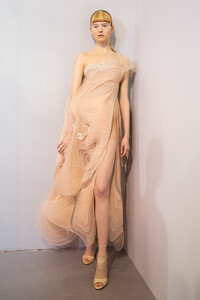 van-herpen-hc-bks-m-rs19-0344.thumb.jpg.620b49ae7afa69d98f120e2af72c055f.jpg
