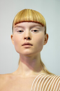 van-herpen-hc-bks-m-rs19-0382.thumb.jpg.30cae5f7f117ce69045c5c5c2cbc5e0e.jpg