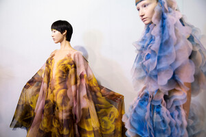 van-herpen-hc-bks-m-rs19-0512.thumb.jpg.763e68c46577efbcb217e41aa5f19e04.jpg
