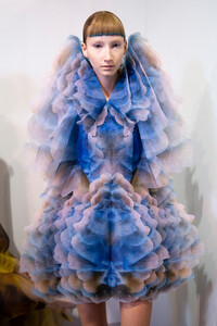 van-herpen-hc-bks-m-rs19-0514.thumb.jpg.219e78a5dae5e73a5e59c8727d1c65da.jpg