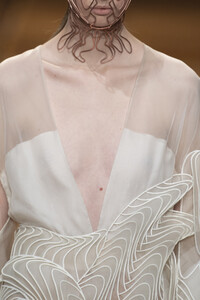 van-herpen-hc-clpi-rs19-0188.thumb.jpg.29b38bd5d3d08aecb589d9fa9aeab937.jpg